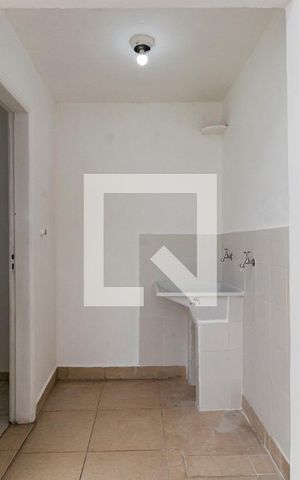 Casa para alugar com 160m², 3 quartos e 1 vagaÁrea de serviço