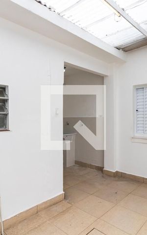 Casa para alugar com 160m², 3 quartos e 1 vagaÁrea de serviço