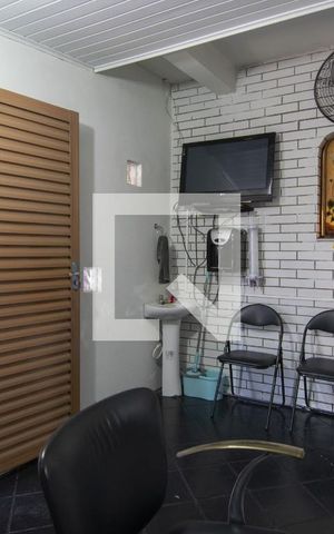Casa de condomínio à venda com 251m², 4 quartos e 3 vagasÁrea de Garagem Transformada em Comércio