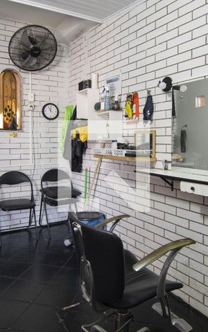 Casa de condomínio à venda com 251m², 4 quartos e 3 vagasÁrea de Garagem Transformada em Comércio