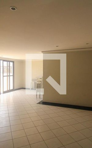 Apartamento à venda com 80m², 2 quartos e 1 vaga Apartamento à venda com 80m², 2 quartos e 1 vagaÁrea comum - Salão de festas