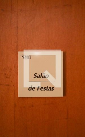 Apartamento à venda com 80m², 2 quartos e 1 vaga Apartamento à venda com 80m², 2 quartos e 1 vagaÁrea comum - Salão de festas