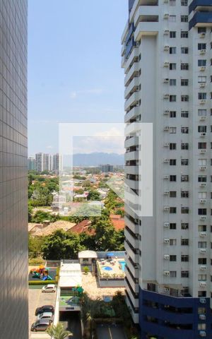 Apartamento à venda com 80m², 2 quartos e 1 vaga Apartamento à venda com 80m², 2 quartos e 1 vagaVista da Área de serviço