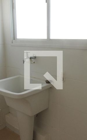 Apartamento à venda com 81m², 2 quartos e 2 vagasÁrea de Serviço
