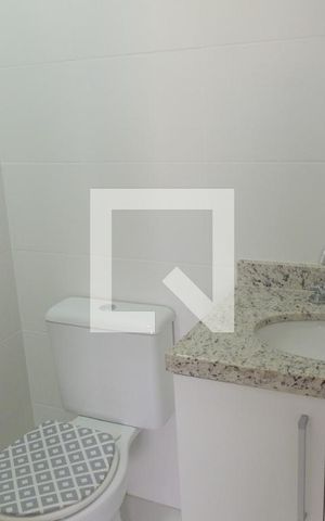 Apartamento à venda com 81m², 2 quartos e 2 vagasBanheiro da Suíte 2