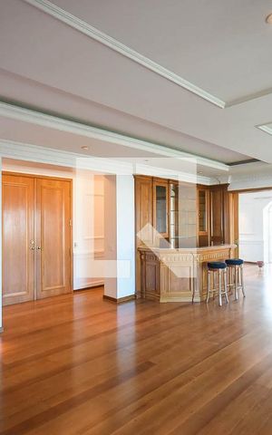 Apartamento à venda com 380m², 4 quartos e 6 vagas Apartamento à venda com 380m², 4 quartos e 6 vagasSala
