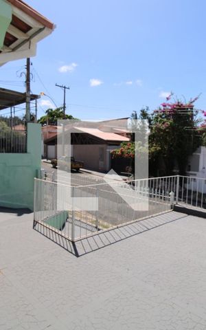 Casa à venda com 200m², 4 quartos e 1 vagaTerraço