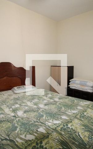 Casa à venda com 200m², 4 quartos e 1 vagaQuarto 1 da Edícula
