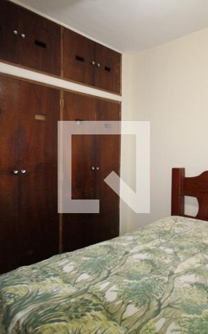 Casa à venda com 200m², 4 quartos e 1 vagaQuarto 1 da Edícula