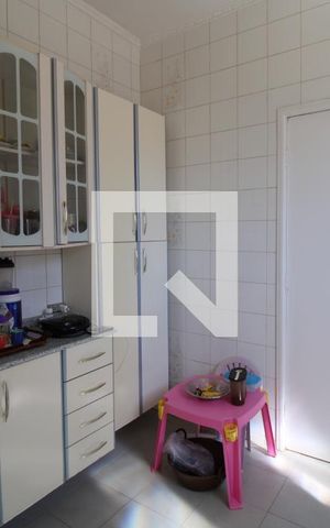 Casa à venda com 200m², 4 quartos e 1 vagaCozinha da Edícula