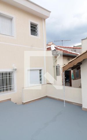 Casa à venda com 170m², 3 quartos e 2 vagasQuintal