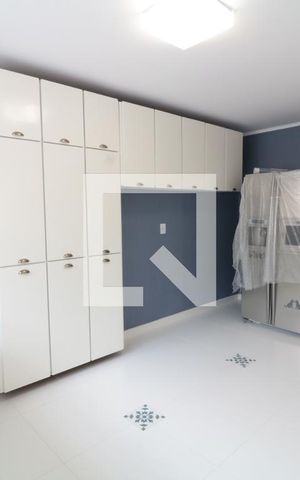 Casa à venda com 170m², 3 quartos e 2 vagasCozinha