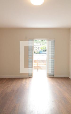 Casa à venda com 170m², 3 quartos e 2 vagasQuarto 2