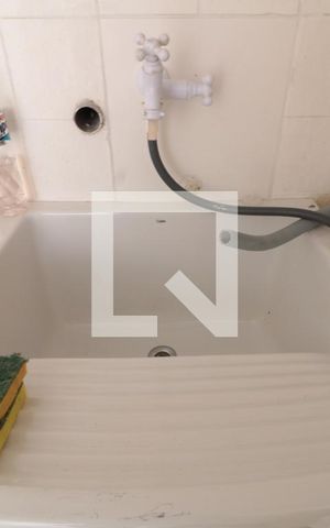 Casa à venda com 170m², 3 quartos e 2 vagasÁrea de Serviço - tanque