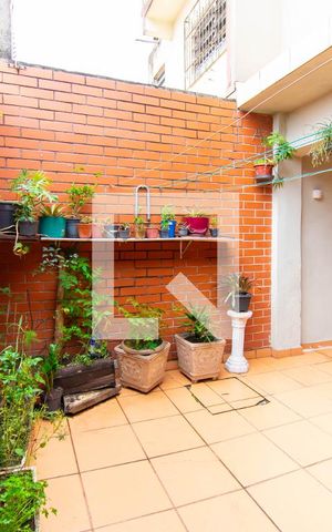 Casa à venda com 220m², 3 quartos e 5 vagasChurrasqueira