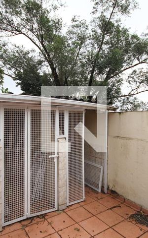Casa à venda com 171m², 3 quartos e 4 vagasChurrasqueira