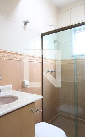 Casa à venda com 171m², 3 quartos e 4 vagasBanheiro
