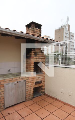 Casa à venda com 171m², 3 quartos e 4 vagasChurrasqueira