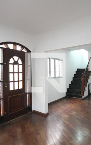 Casa à venda com 171m², 3 quartos e 4 vagasSala