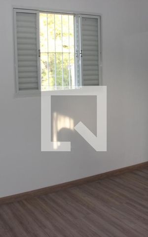 Casa para alugar com 57m², 1 quarto e 1 vagaQuarto 