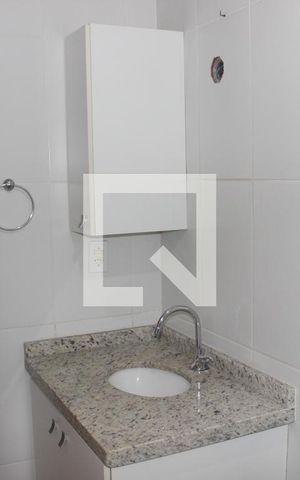 Casa para alugar com 57m², 1 quarto e 1 vagaBanheiro do quarto