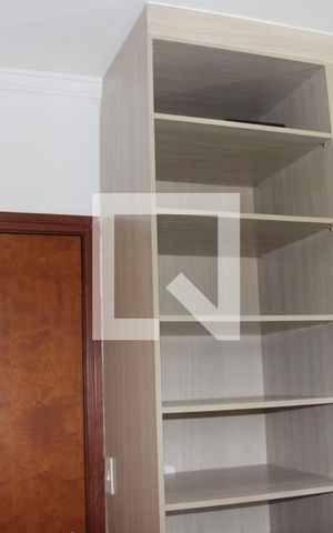 Casa para alugar com 57m², 1 quarto e 1 vagaQuarto 