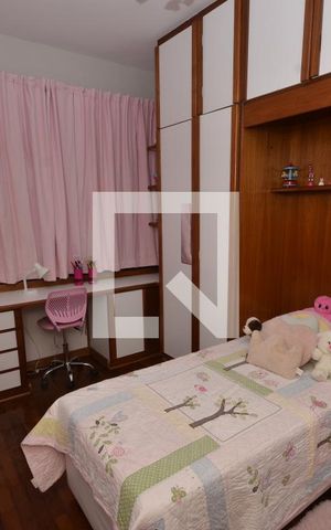 Apartamento à venda com 131m², 3 quartos e 2 vagasQuarto 2