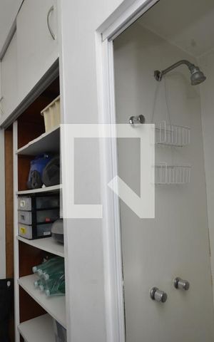 Apartamento à venda com 131m², 3 quartos e 2 vagasQuarto de area de serviço