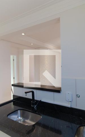 Apartamento para alugar com 48m², 2 quartos e 1 vaga Apartamento para alugar com 48m², 2 quartos e 1 vagaCozinha e Área de Serviço