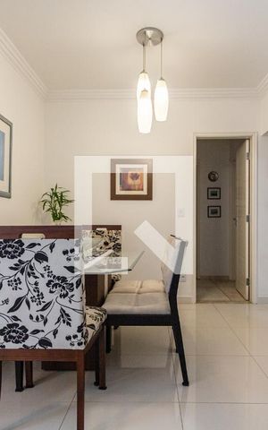 Apartamento à venda com 130m², 3 quartos e 2 vagas Apartamento à venda com 130m², 3 quartos e 2 vagasSala