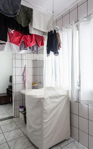 Apartamento à venda com 130m², 3 quartos e 2 vagas Apartamento à venda com 130m², 3 quartos e 2 vagasLavanderia