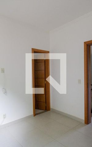 Casa à venda com 350m², 3 quartos e 1 vaga Casa à venda com 350m², 3 quartos e 1 vagaSuíte 3