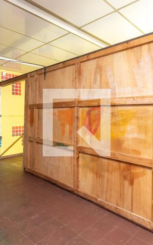 Casa à venda com 170m², 4 quartos e 2 vagasGaragem