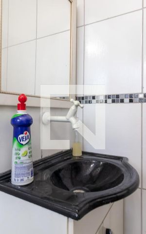 Casa à venda com 170m², 4 quartos e 2 vagasEdícula - Banheiro