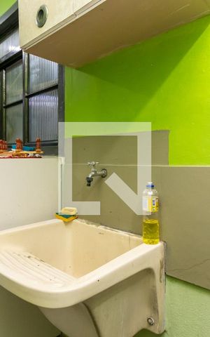 Casa à venda com 170m², 4 quartos e 2 vagasÁrea de Serviço