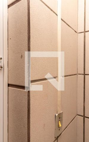 Casa à venda com 170m², 4 quartos e 2 vagasGaragem - Banheiro