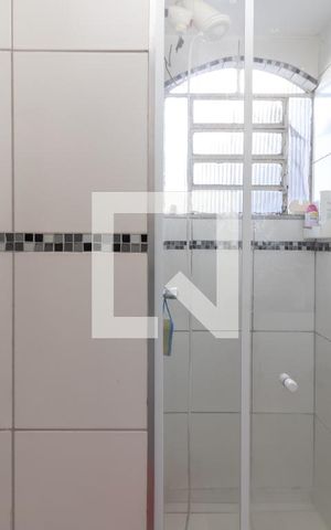 Casa à venda com 170m², 4 quartos e 2 vagasEdícula - Banheiro