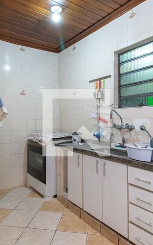 Casa à venda com 170m², 4 quartos e 2 vagasCozinha