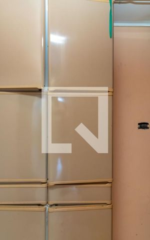 Casa à venda com 170m², 4 quartos e 2 vagasEdícula - Armário