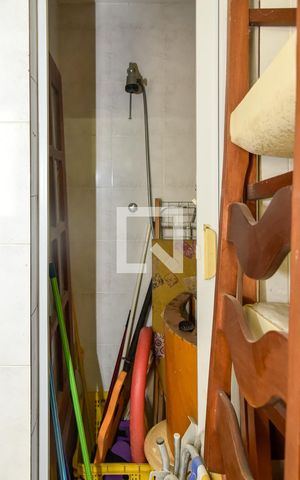 Apartamento à venda com 85m², 2 quartos e sem vagaBanheiro de Serviço