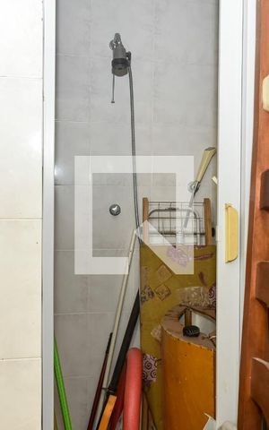 Apartamento à venda com 85m², 2 quartos e sem vagaBanheiro de Serviço