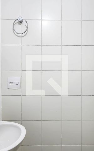 Apartamento à venda com 89m², 1 quarto e 2 vagas Apartamento à venda com 89m², 1 quarto e 2 vagasBanheiro de serviço
