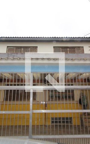 Casa de condomínio à venda com 207m², 4 quartos e 3 vagasFachada