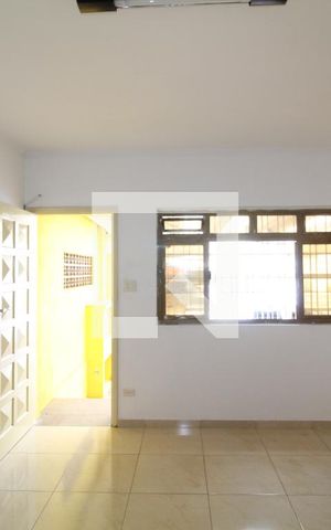 Casa de condomínio à venda com 207m², 4 quartos e 3 vagasSala