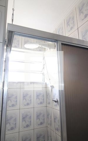 Casa de condomínio à venda com 207m², 4 quartos e 3 vagasBanhiero 2 social