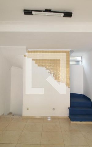 Casa de condomínio à venda com 207m², 4 quartos e 3 vagasSala