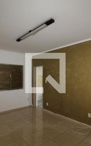 Casa de condomínio à venda com 207m², 4 quartos e 3 vagasQuarto 1 suite
