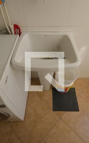 Casa para alugar com 120m², 3 quartos e 2 vagas Casa para alugar com 120m², 3 quartos e 2 vagasÁrea de serviço