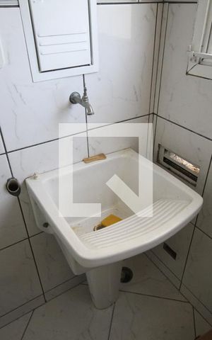 Apartamento à venda com 74m², 3 quartos e 1 vagaÁrea de Serviço