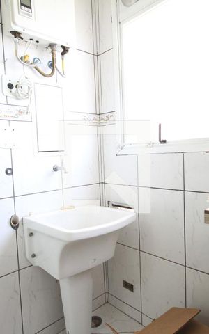 Apartamento à venda com 74m², 3 quartos e 1 vagaÁrea de Serviço
